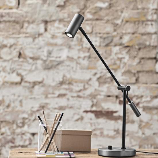 Cato bordslampa från 1899kr